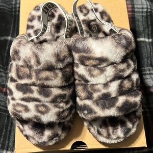 Women’s Ugg’s Fluffy Yeah slides